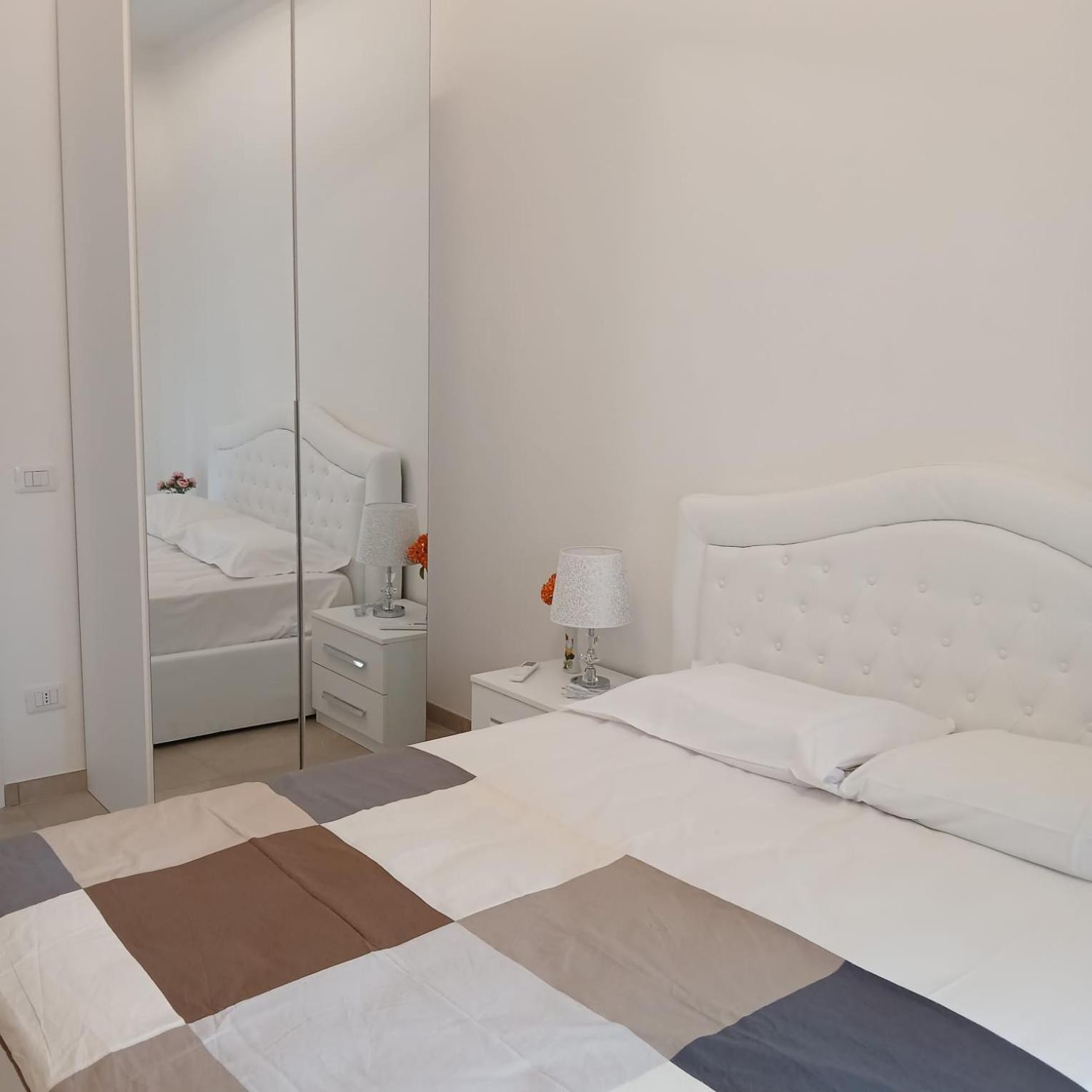 Grand Nomentana Roma Apartamento Exterior foto
